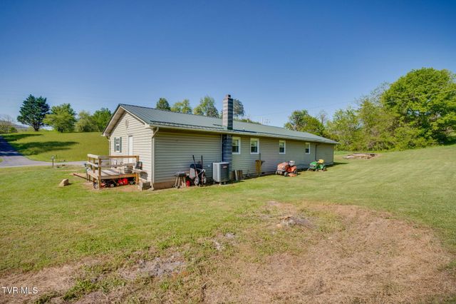 2251 Siam Road, Elizabethton, TN 37643