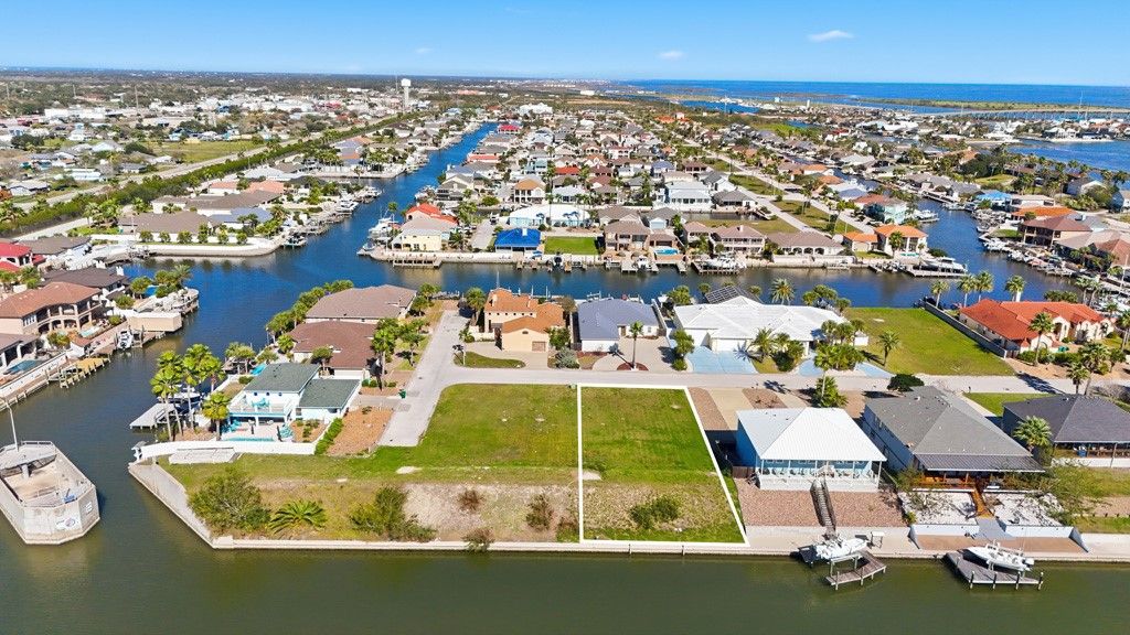 117 Bay Ct, Aransas Pass, TX 78336 — photo 2