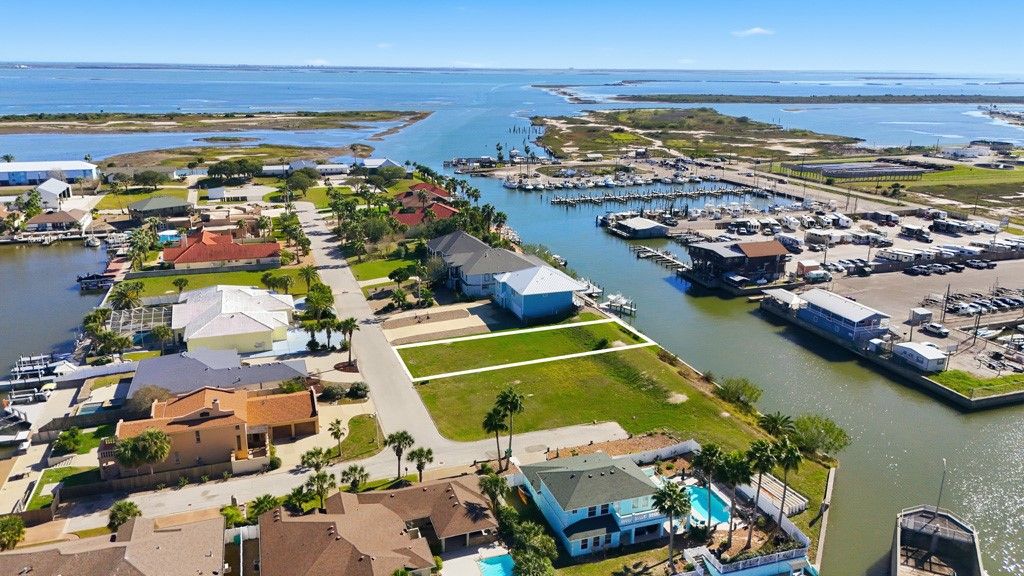 117 Bay Ct, Aransas Pass, TX 78336 — photo 3