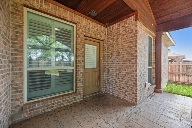 2401 Windhaven Drive, Denton, TX 76210