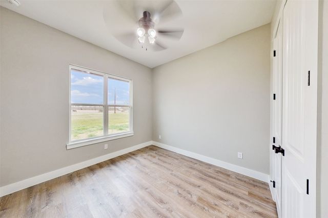 2667 VZ County Road 3820, Wills Point, TX 75169