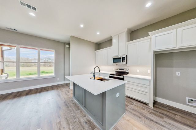 2667 VZ County Road 3820, Wills Point, TX 75169