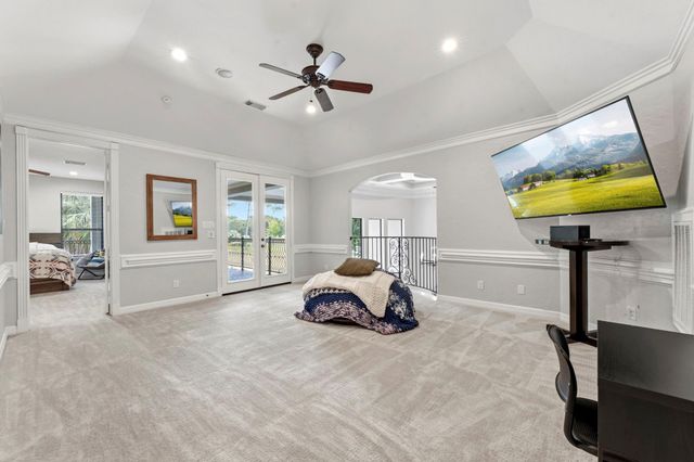 178 Promenade Street E, Montgomery, TX 77356