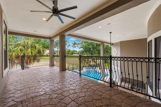 178 Promenade Street E, Montgomery, TX 77356