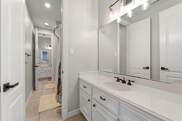 178 Promenade Street E, Montgomery, TX 77356