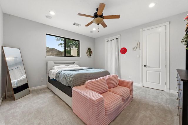 178 Promenade Street E, Montgomery, TX 77356