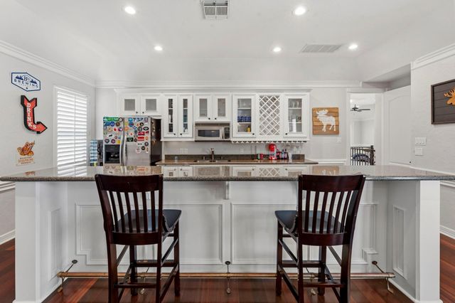 178 Promenade Street E, Montgomery, TX 77356