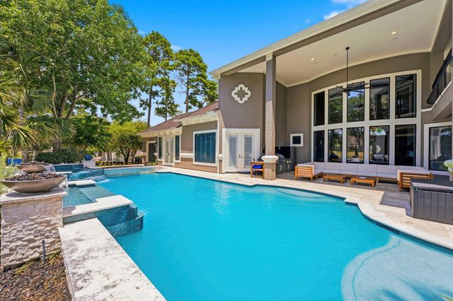 178 Promenade Street E, Montgomery, TX 77356