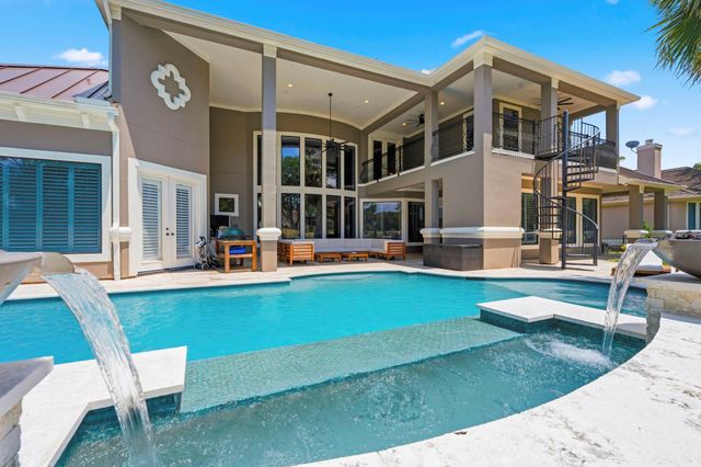 178 Promenade Street E, Montgomery, TX 77356