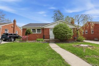 1835 Linden Street, Dearborn, MI 48124