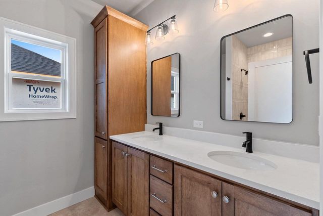1406 DIVINITY DRIVE, De Pere, WI 54115