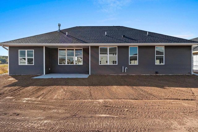 1406 DIVINITY DRIVE, De Pere, WI 54115