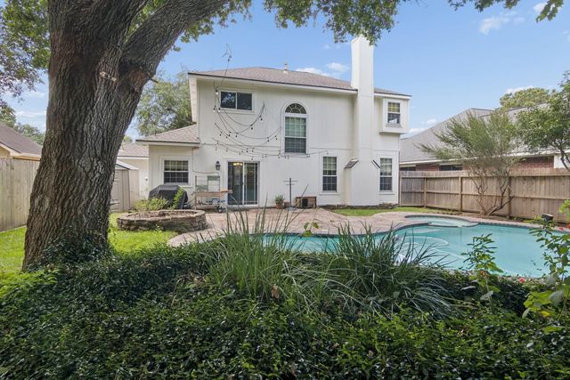 4819 Stone Harbor Drive, Friendswood, TX 77546