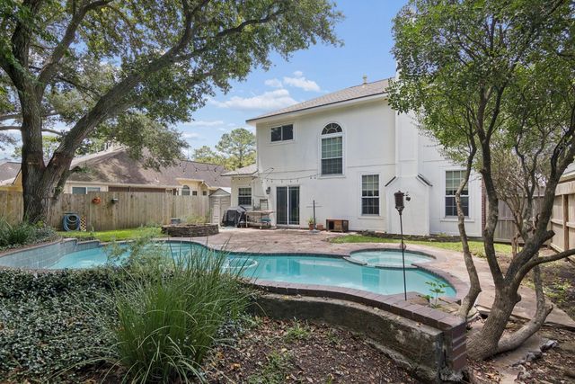 4819 Stone Harbor Drive, Friendswood, TX 77546