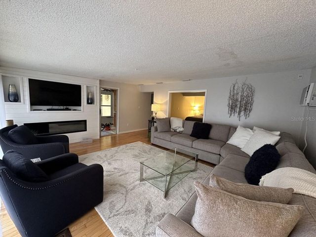 5955 MIDNIGHT PASS ROAD 21E, Sarasota, FL 34242