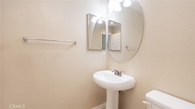 5916 Wilshire Drive, Fontana, CA 92336