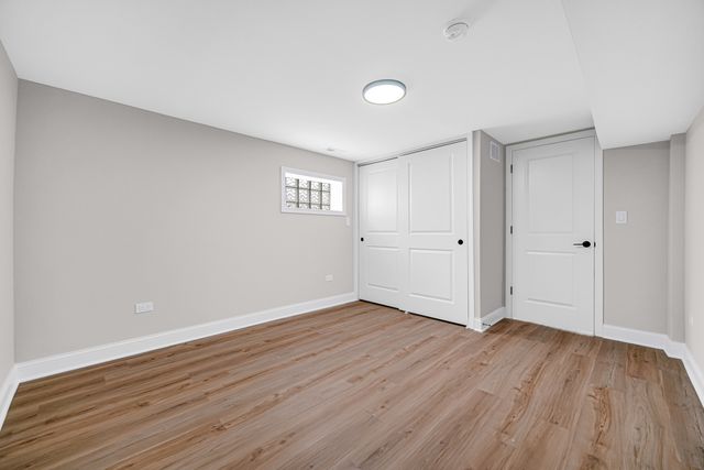 2250 E 92nd Place, Chicago, IL 60617