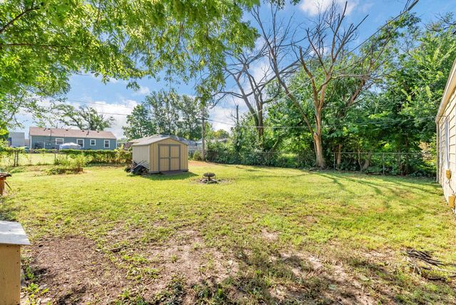 2660 N Erie Ave, Wichita, KS 67219