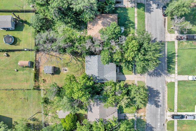 2660 N Erie Ave, Wichita, KS 67219