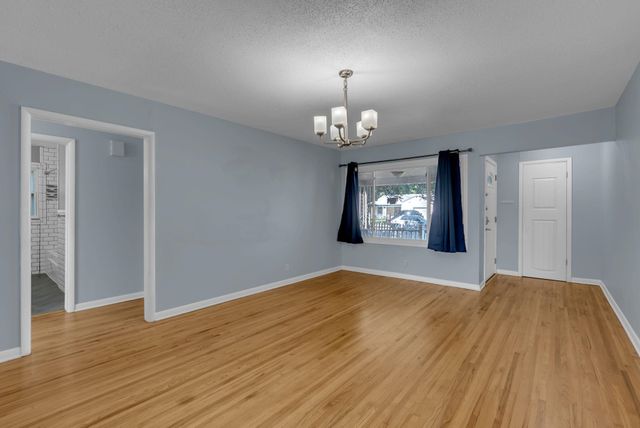 2660 N Erie Ave, Wichita, KS 67219