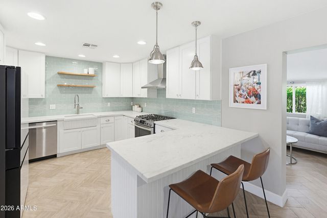 1603 W Rovey Avenue, Phoenix, AZ 85015
