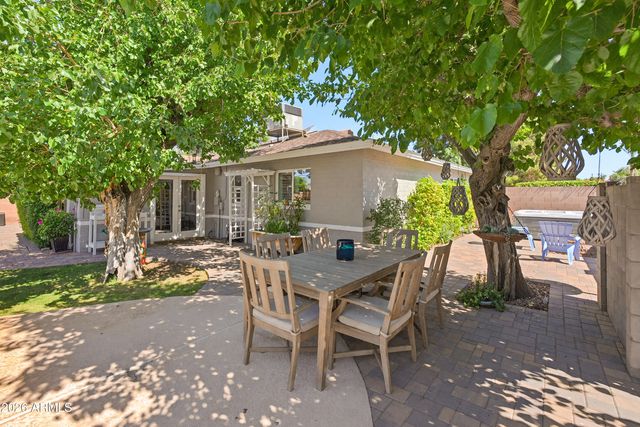 1603 W Rovey Avenue, Phoenix, AZ 85015