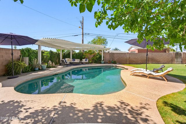 1603 W Rovey Avenue, Phoenix, AZ 85015