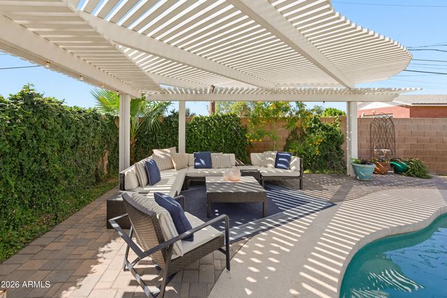 1603 W Rovey Avenue, Phoenix, AZ 85015