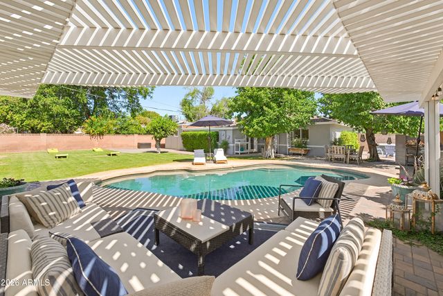 1603 W Rovey Avenue, Phoenix, AZ 85015