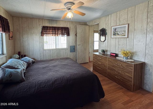 2605 S TOMAHAWK Road 99, Apache Junction, AZ 85119