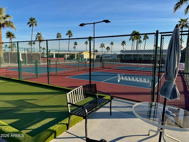 2605 S TOMAHAWK Road 99, Apache Junction, AZ 85119