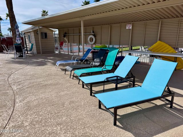 2605 S TOMAHAWK Road 99, Apache Junction, AZ 85119