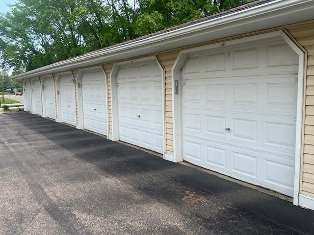 3335 Nevada Avenue N 3502, Crystal, MN 55427