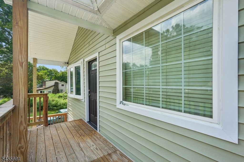 307 Boulevard Dr, Wayne Twp., NJ 07470 — photo 4