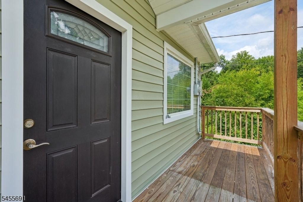 307 Boulevard Dr, Wayne Twp., NJ 07470 — photo 5