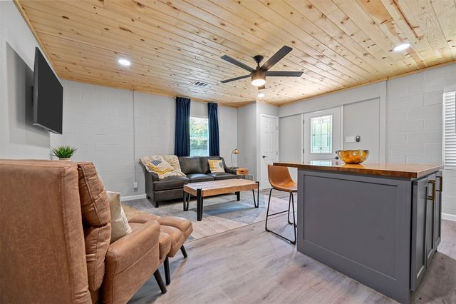 1444 Cimarron Trail, Hurst, TX 76053