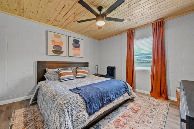 1444 Cimarron Trail, Hurst, TX 76053