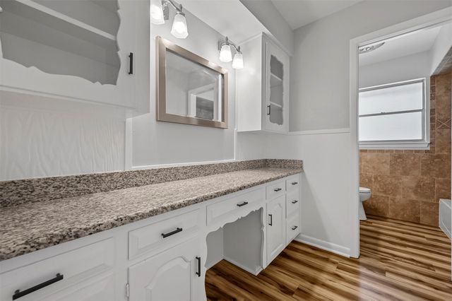 1444 Cimarron Trail, Hurst, TX 76053