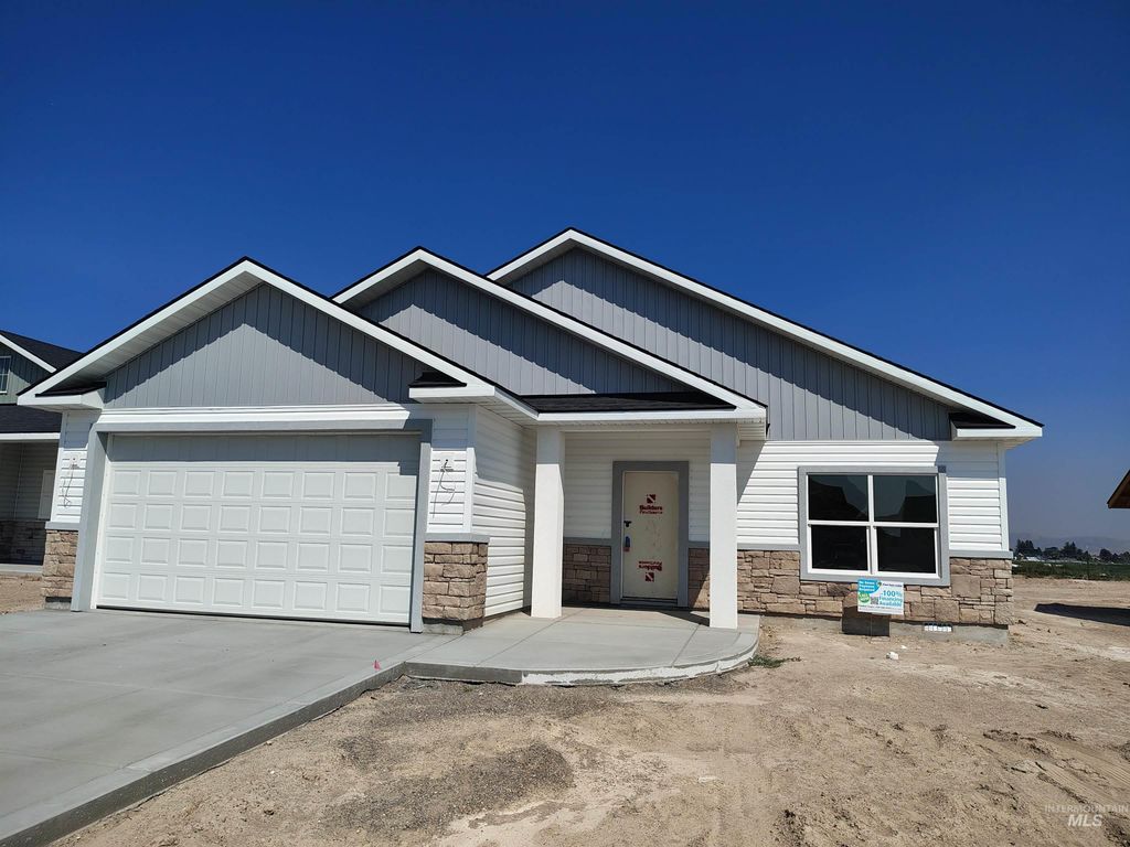 2429 Lotus Ave, Burley, ID 83318 photo 2