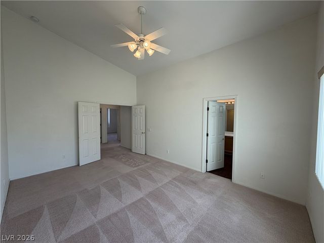 8113 Painted Clay Avenue, Las Vegas, NV 89128