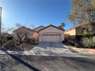 8113 Painted Clay Avenue, Las Vegas, NV 89128
