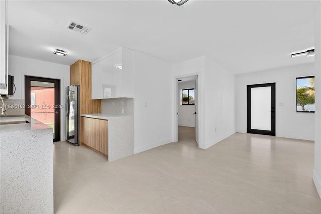 11530 SW 138th St, Miami, FL 33176