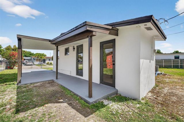 11530 SW 138th St, Miami, FL 33176