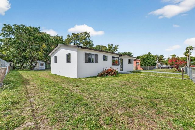 11530 SW 138th St, Miami, FL 33176