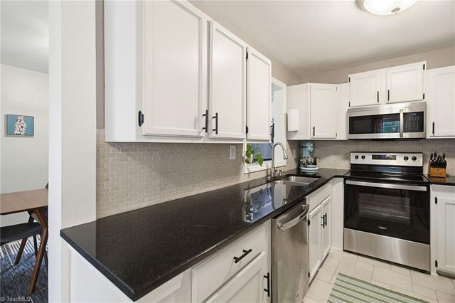 2601 Fernwood Drive, Greensboro, NC 27408