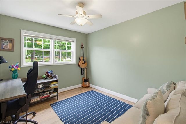 2601 Fernwood Drive, Greensboro, NC 27408