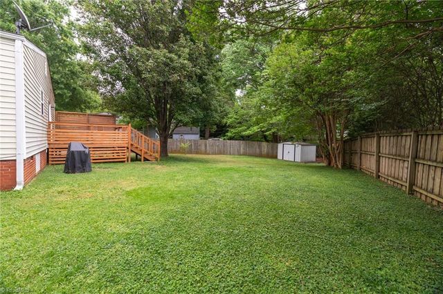 2601 Fernwood Drive, Greensboro, NC 27408