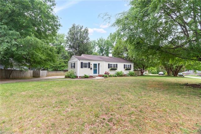 2601 Fernwood Drive, Greensboro, NC 27408