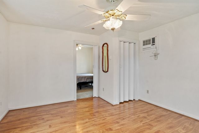 52 Woodland Rd, Auburn, MA 01501