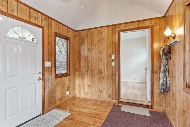 52 Woodland Rd, Auburn, MA 01501